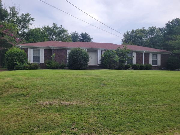 7210 Willow Creek Dr , Nashville, TN 37221