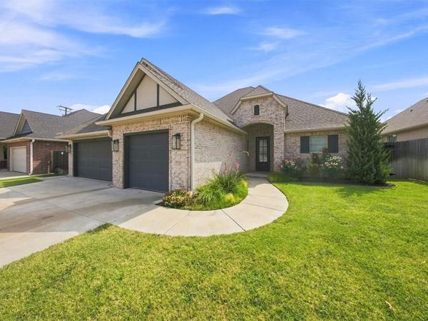 10608 NW Emily Circle, Oklahoma City, OK 73120