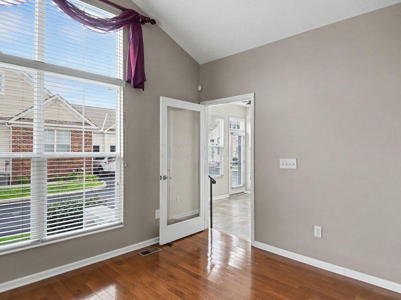 4742 Clubpark Drive, Hilliard, OH 43026 Photo 11