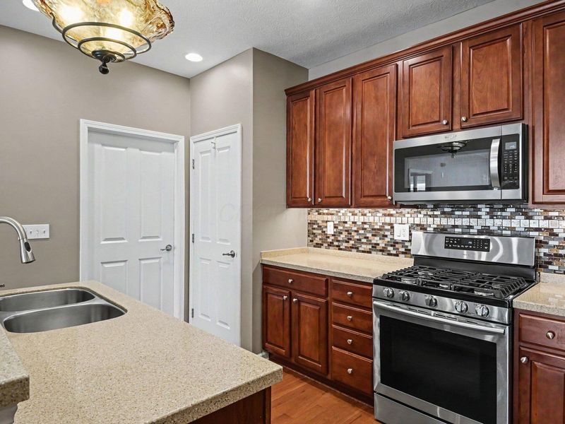 4742 Clubpark Drive, Hilliard, OH 43026 Photo 15