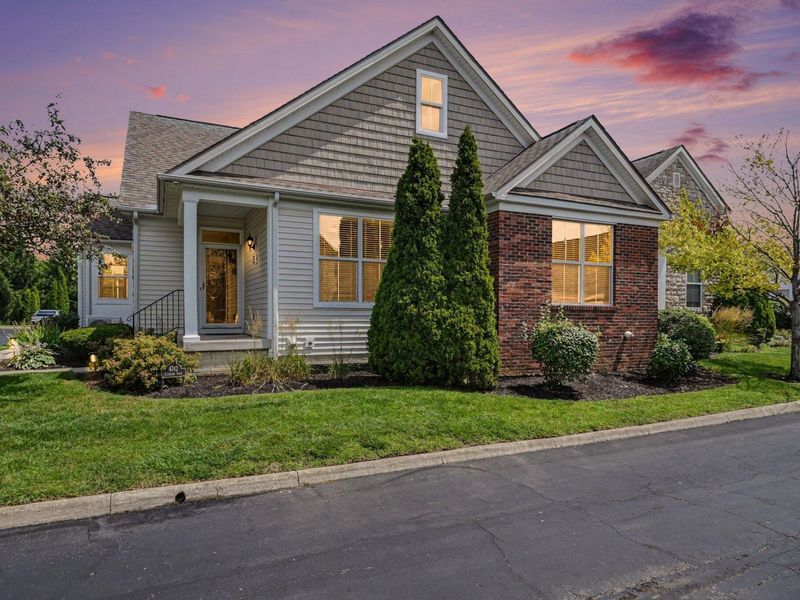4742 Clubpark Drive, Hilliard, OH 43026 Photo 2