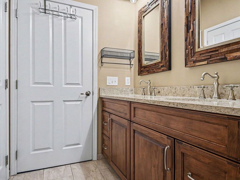 4742 Clubpark Drive, Hilliard, OH 43026 Photo 30
