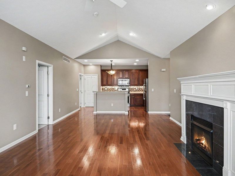 4742 Clubpark Drive, Hilliard, OH 43026 Photo 8