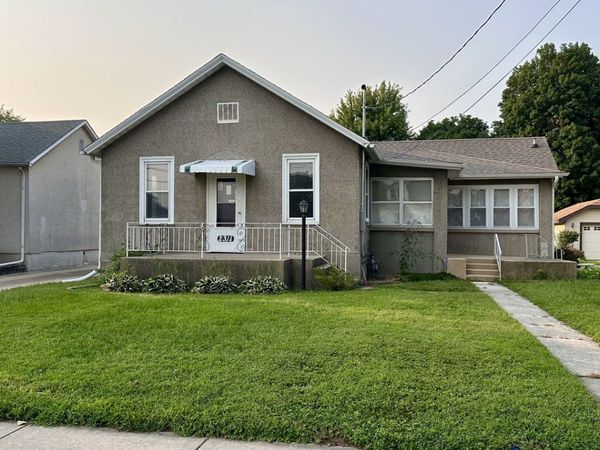 2311 7th Street , Peru, IL 61354