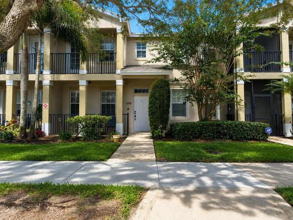1908 SE Korona Drive, Port Saint Lucie, FL 34952