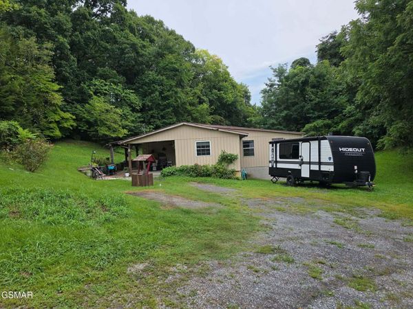 1220 E Dogwood Lane, Sevierville, TN 37862