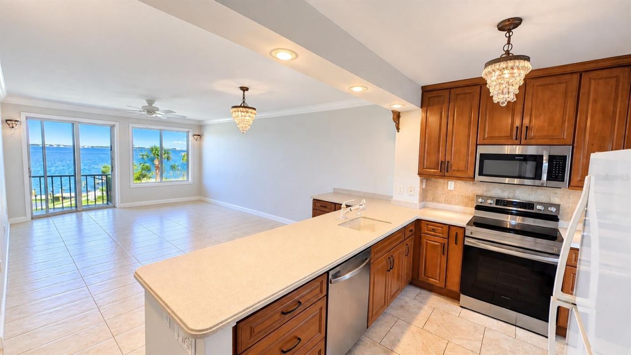 771 John Ringling Boulevard, Unit 32FAIR, Sarasota, FL 34236 Photo