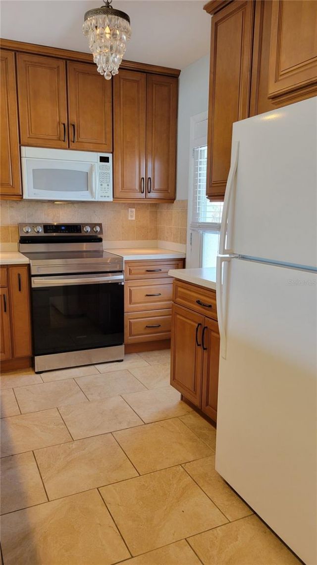 771 John Ringling Boulevard, Unit 32FAIR, Sarasota, FL 34236 Photo