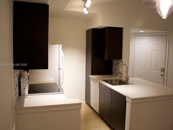 2826 S University Dr, Unit 3203, Davie, FL 33328