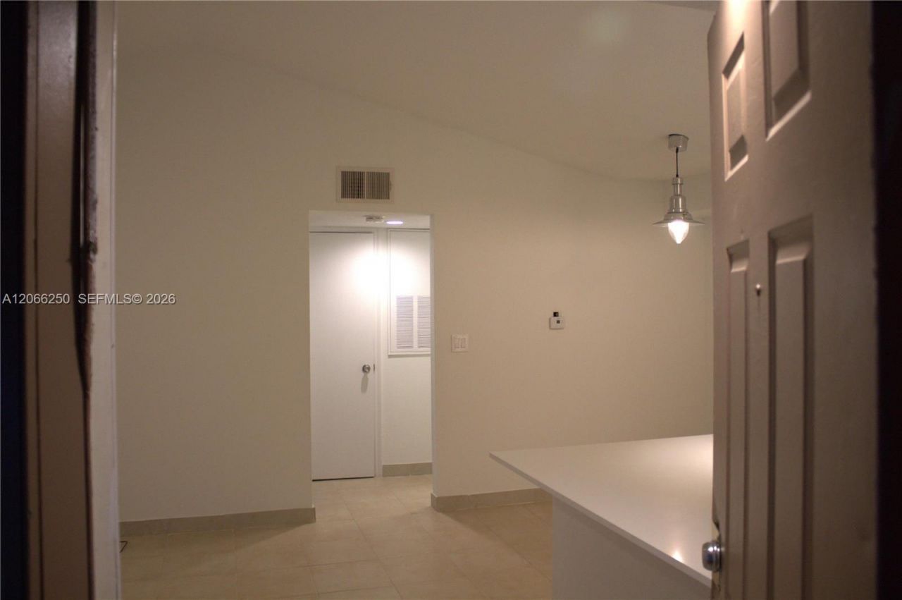 2826 S University Dr, Unit 3203, Davie, FL 33328 Photo