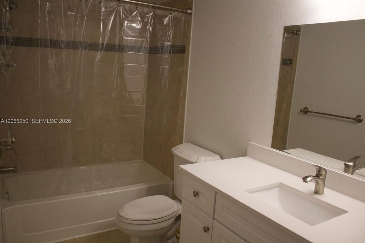 2826 S University Dr, Unit 3203, Davie, FL 33328 Photo