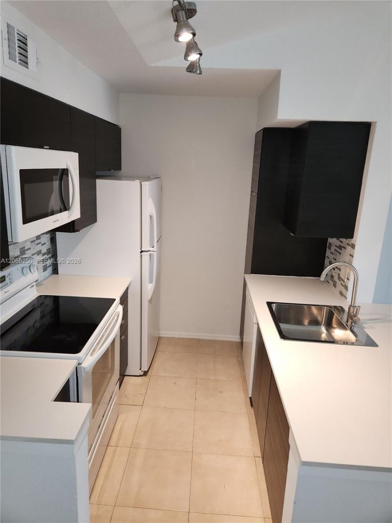 2826 S University Dr, Unit 3203, Davie, FL 33328 Photo