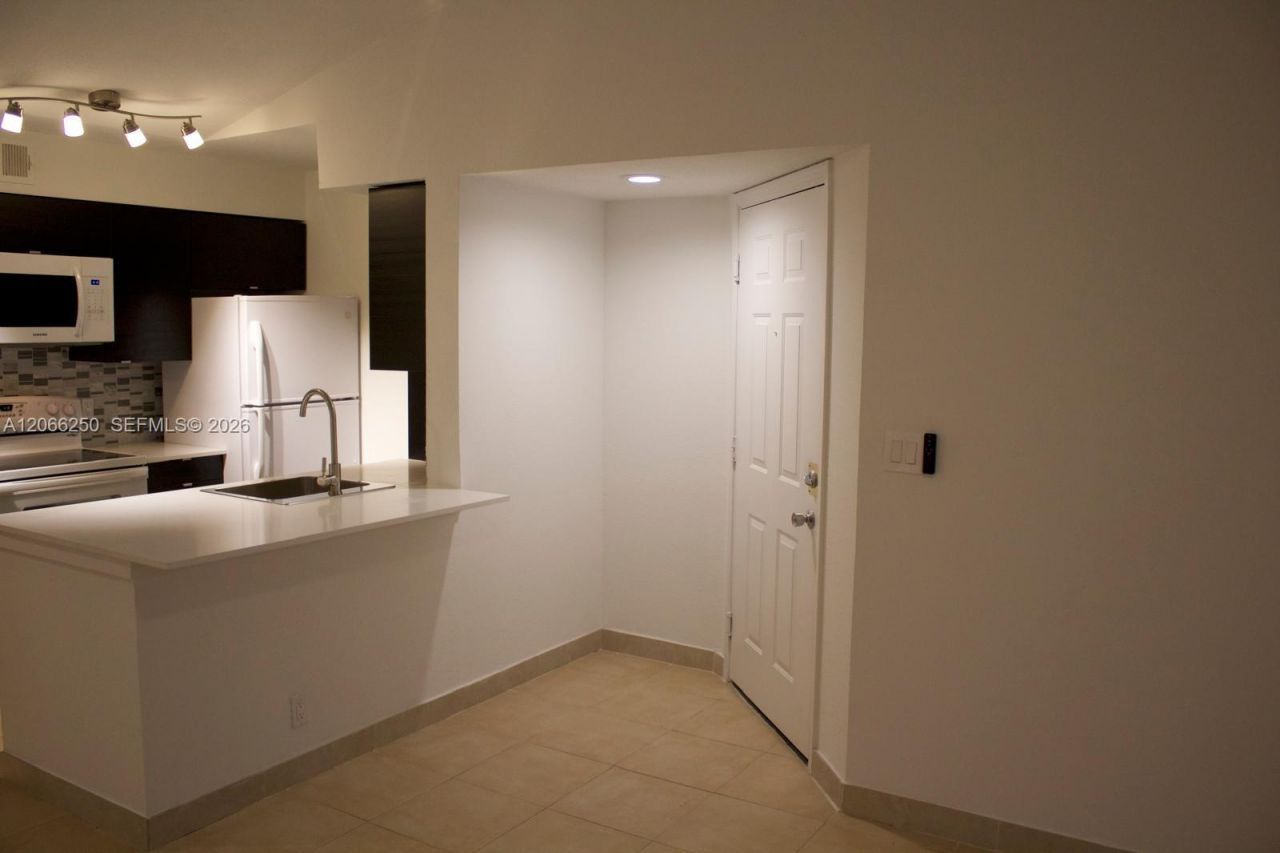 2826 S University Dr, Unit 3203, Davie, FL 33328 Photo