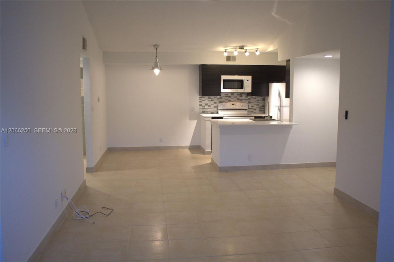 2826 S University Dr, Unit 3203, Davie, FL 33328 Photo