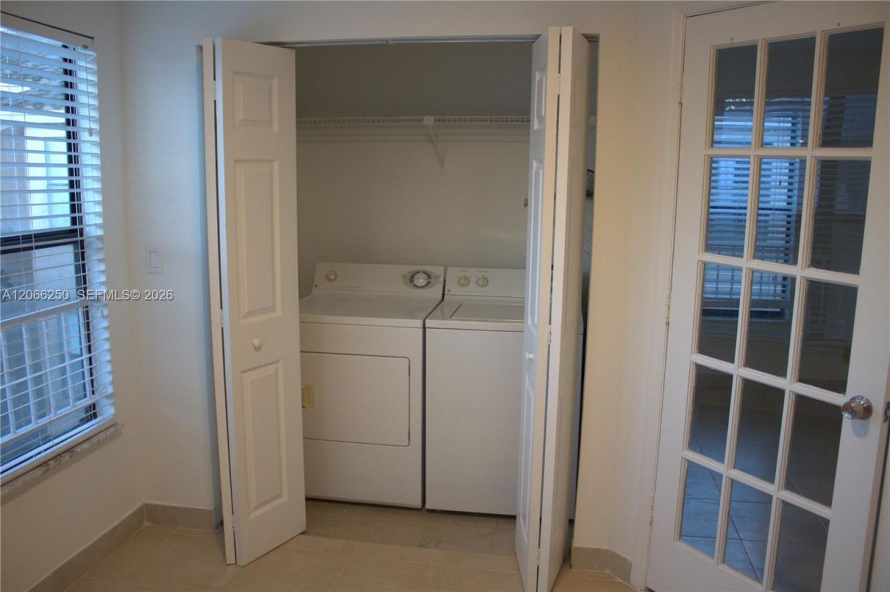 2826 S University Dr, Unit 3203, Davie, FL 33328 Photo