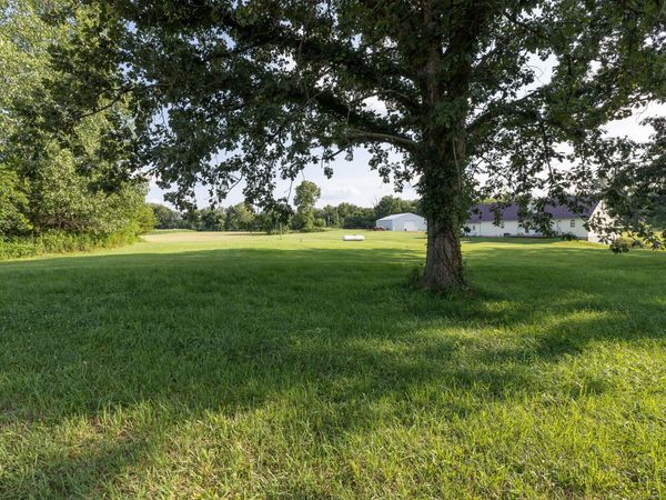12680 E State Road 7 , Elizabethtown, IN 47232