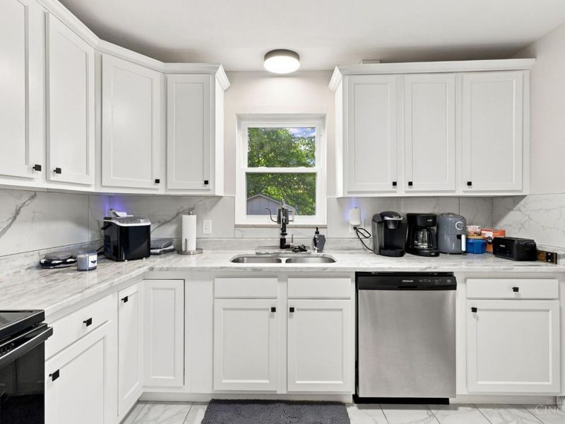1467 Larann Lane, North College Hill, OH 45231 Photo 13