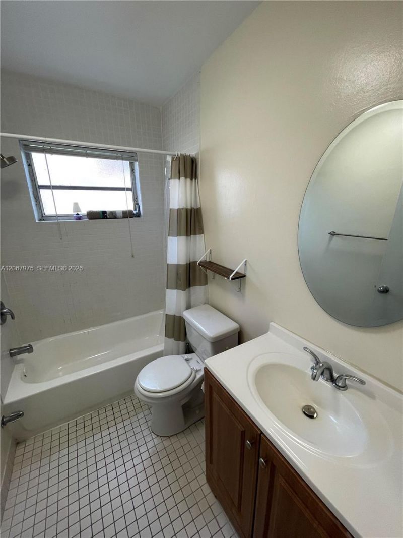 1450 Atlantic Shores Blvd , Unit 109, Hallandale Beach, FL 33009 Photo