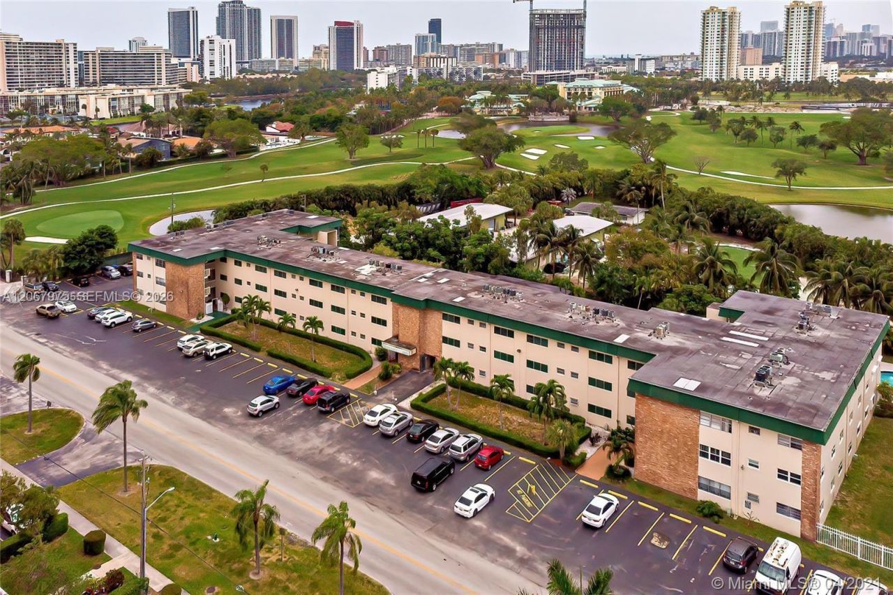 1450 Atlantic Shores Blvd , Unit 109, Hallandale Beach, FL 33009 Photo