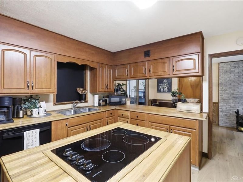 29 W Blossom Hill Road, West Carrollton, OH 45449 Photo 14