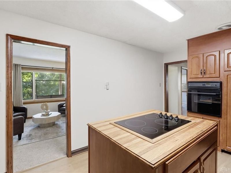 29 W Blossom Hill Road, West Carrollton, OH 45449 Photo 17