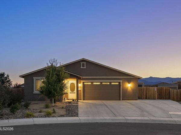 107 Amberwood Court, Dayton, NV 89403