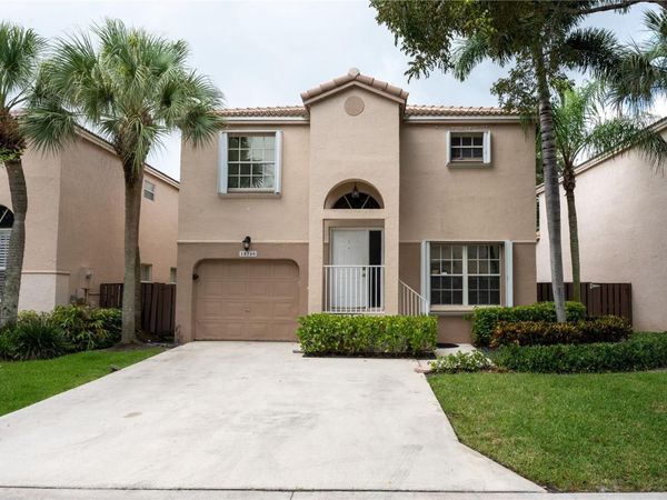 10740 NW 12TH MANOR , PLANTATION, FL 33322