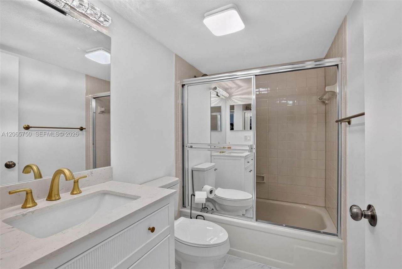 7301 NW 1st St , Unit 106, Margate, FL 33063 Photo