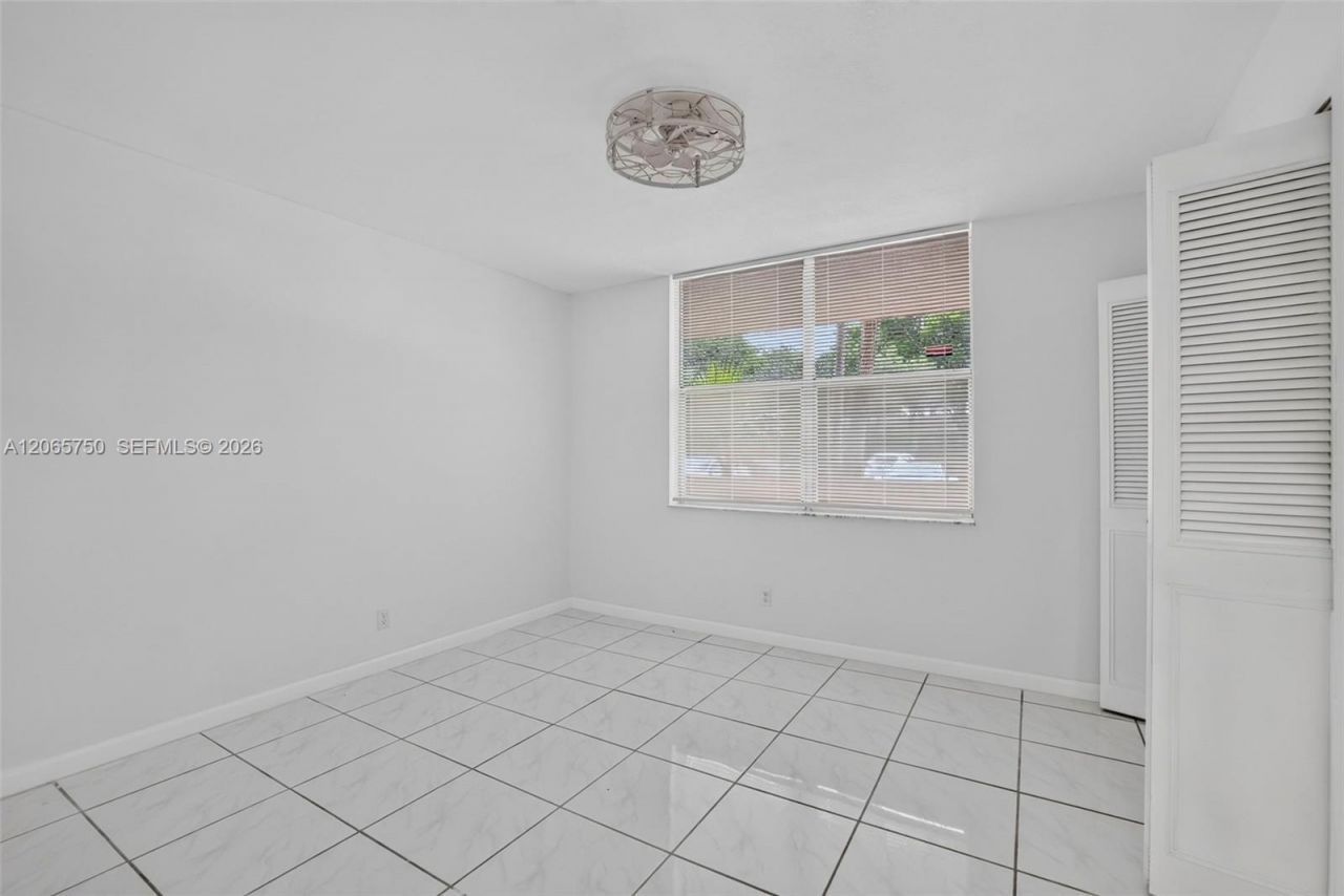 7301 NW 1st St , Unit 106, Margate, FL 33063 Photo