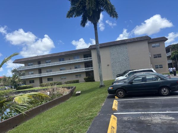 5861 NW 16TH Place, Unit 113, Sunrise, FL 33313