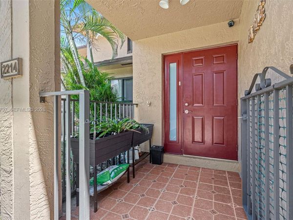 2214 NW 39th Ave , Coconut Creek, FL 33066