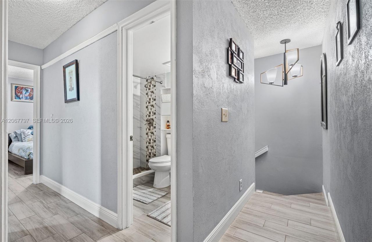 2214 NW 39th Ave , Coconut Creek, FL 33066 Photo