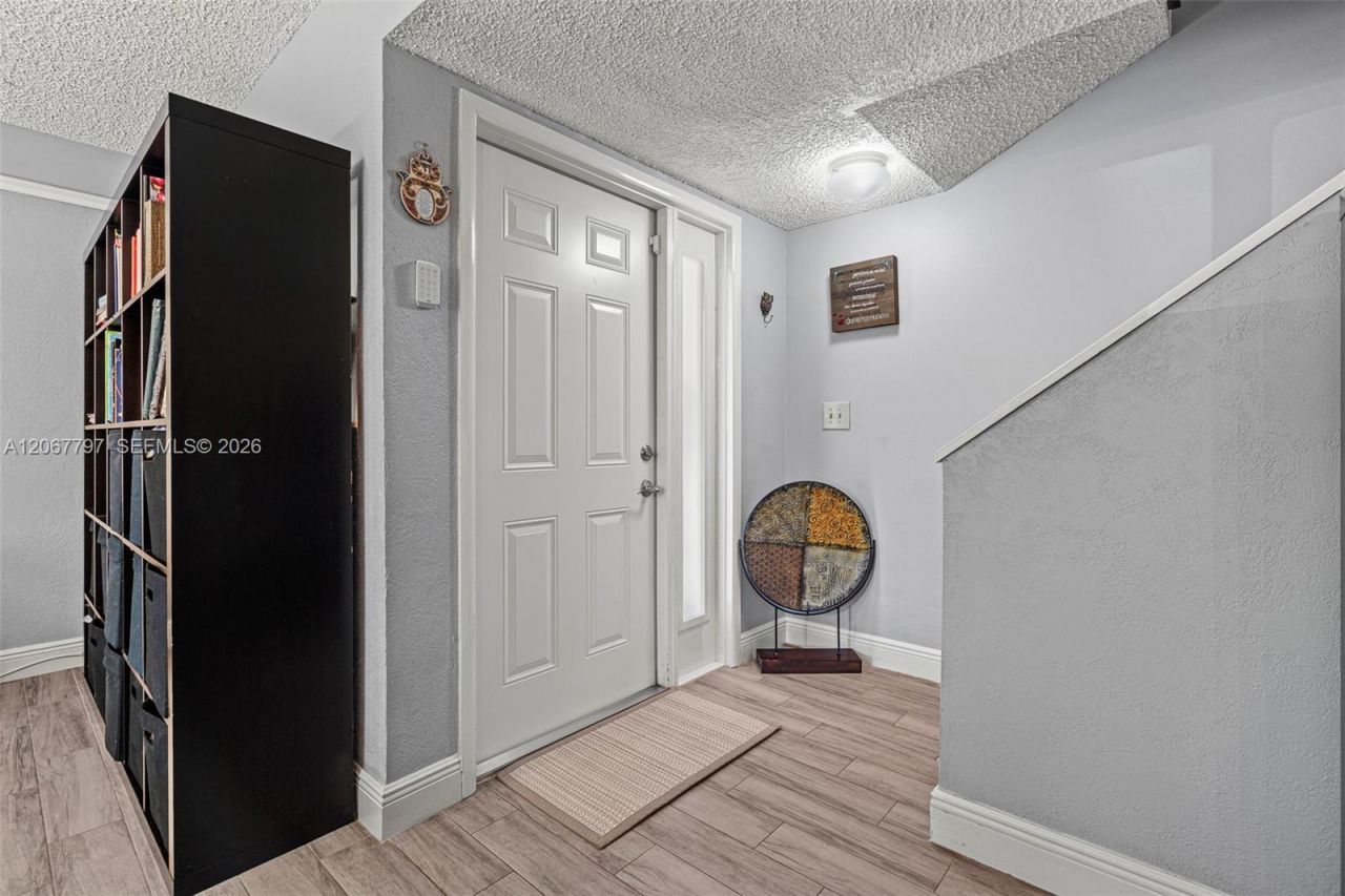 2214 NW 39th Ave , Coconut Creek, FL 33066 Photo