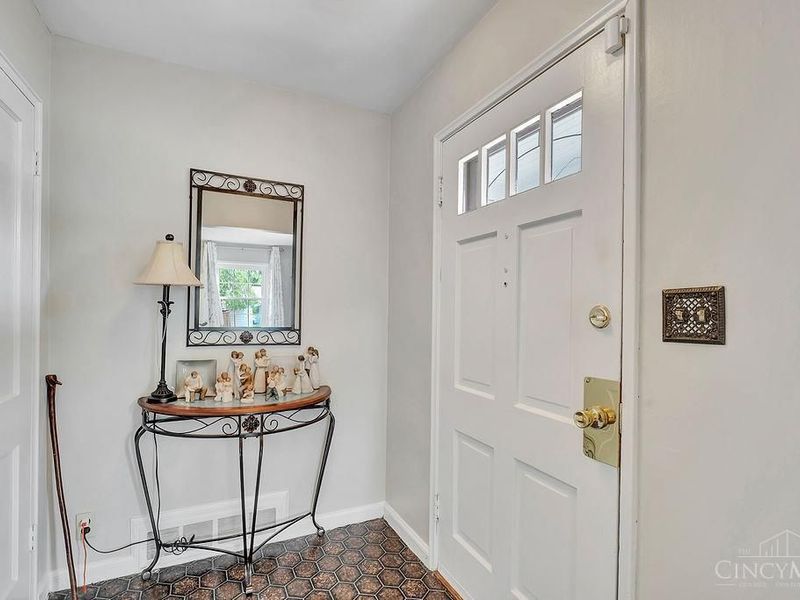 100 Glencross, Hamilton, OH 45013 Photo 3