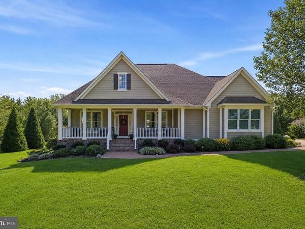 184 HERITAGE DRIVE, SHEPHERDSTOWN, WV 25443