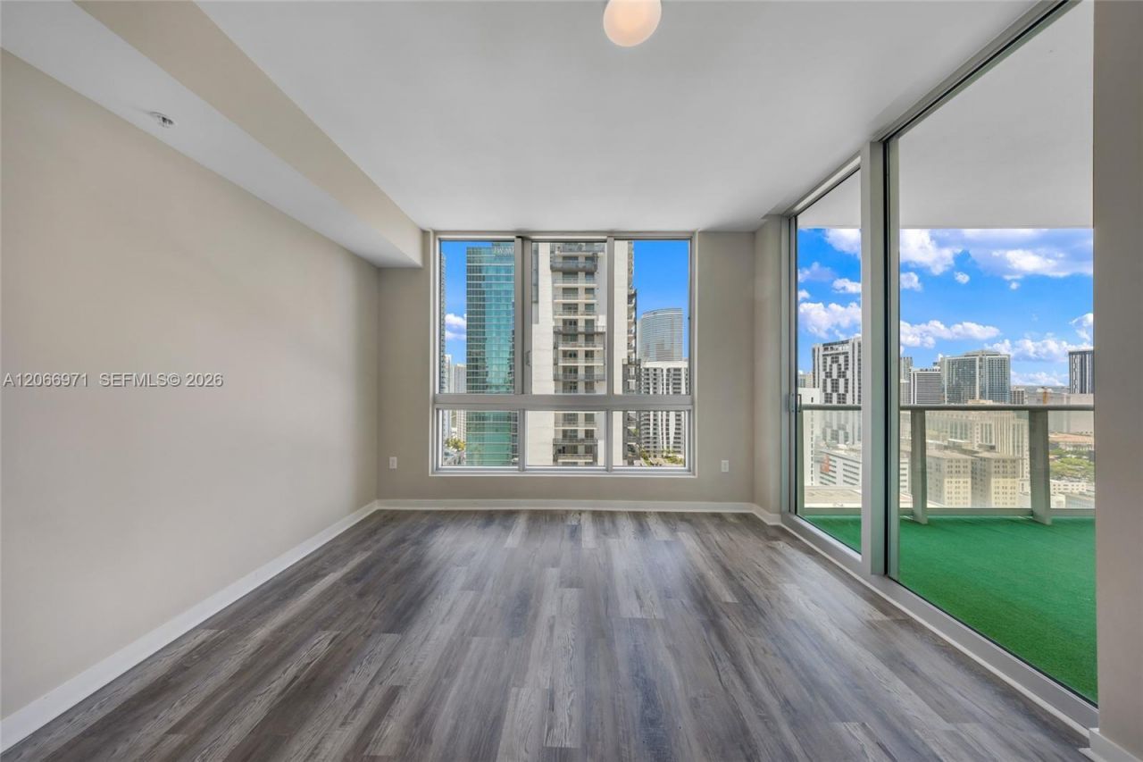 300 S Biscayne Blvd , Unit T-2911, Miami, FL 33131 Photo