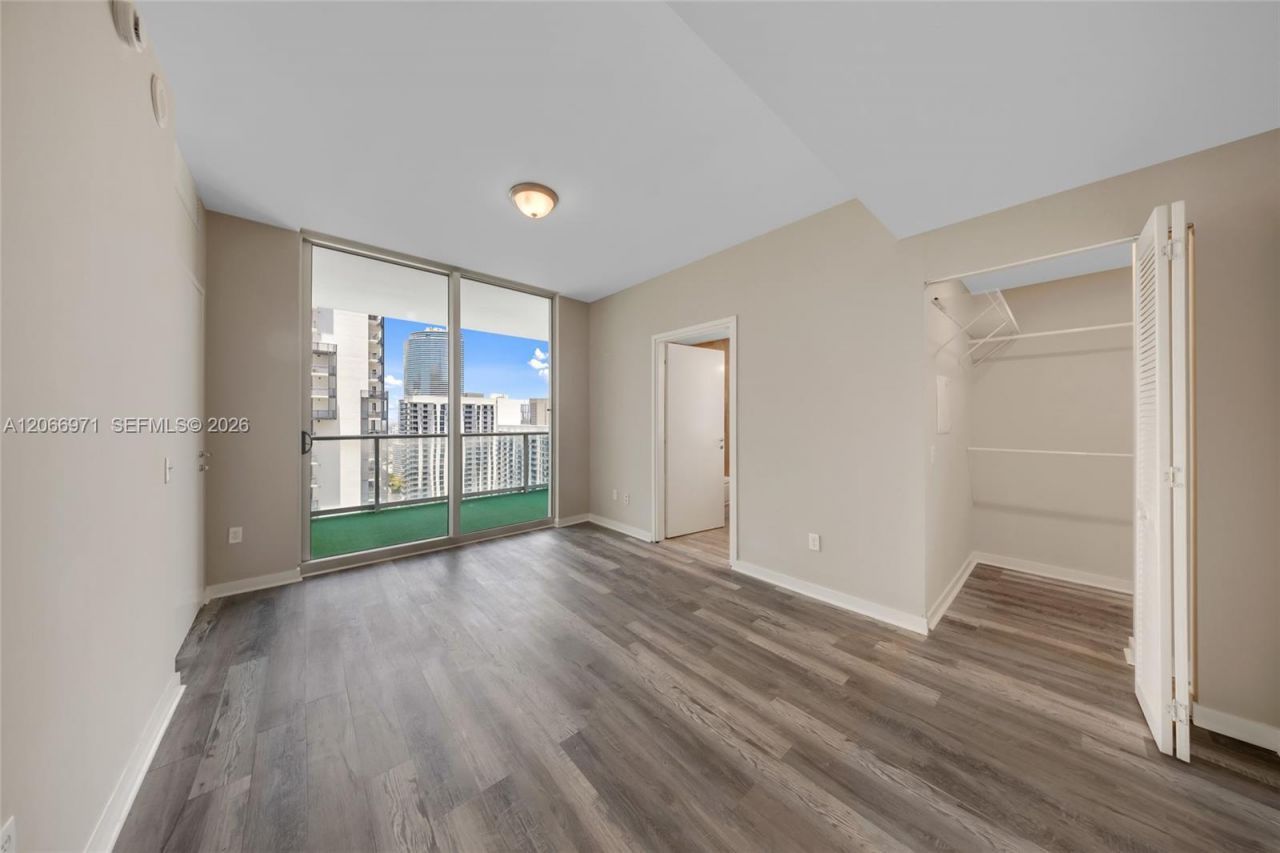 300 S Biscayne Blvd , Unit T-2911, Miami, FL 33131 Photo