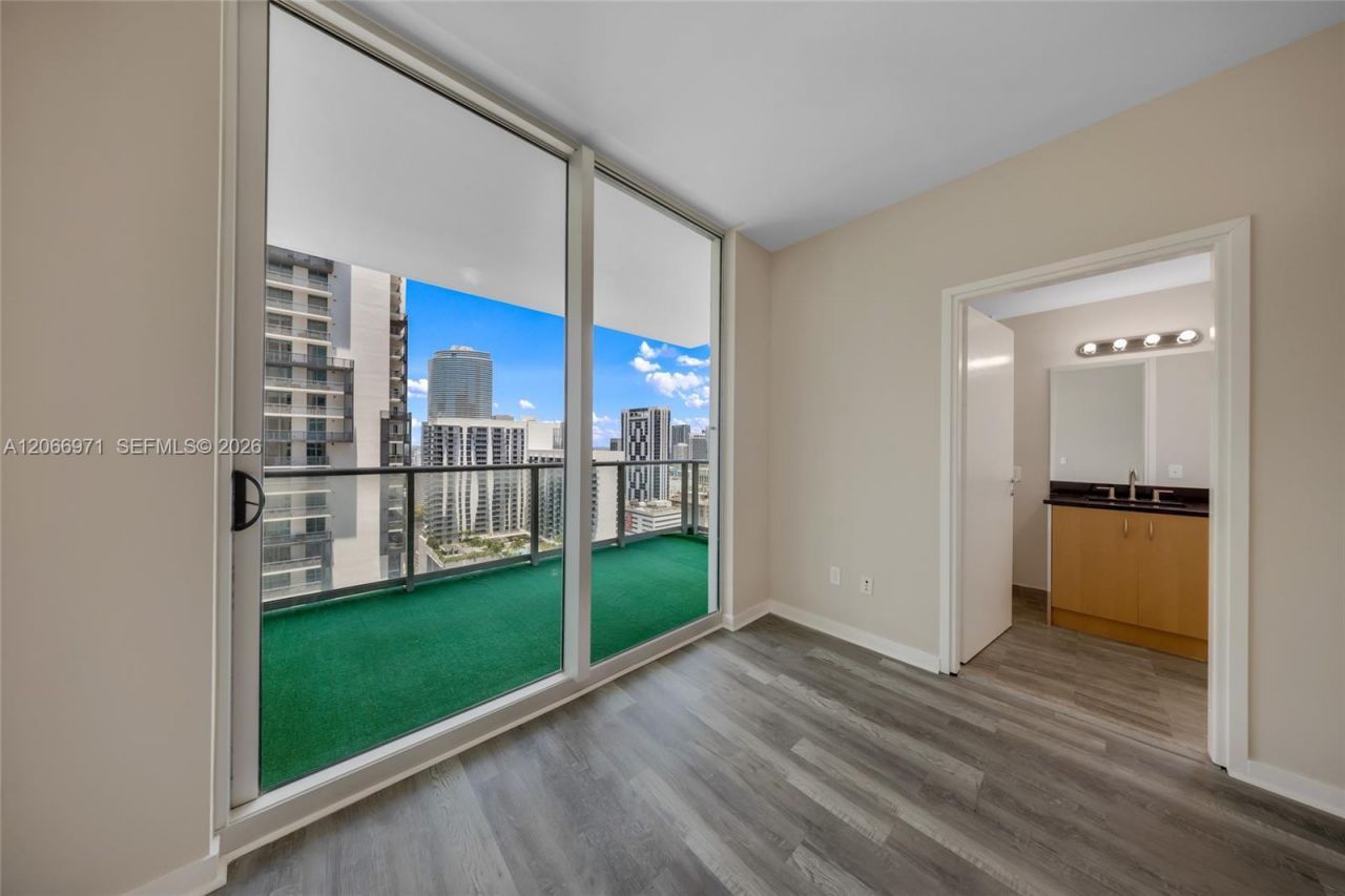 300 S Biscayne Blvd , Unit T-2911, Miami, FL 33131 Photo