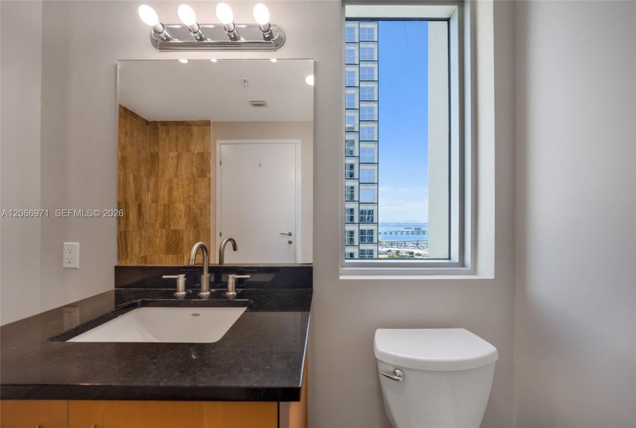 300 S Biscayne Blvd , Unit T-2911, Miami, FL 33131 Photo