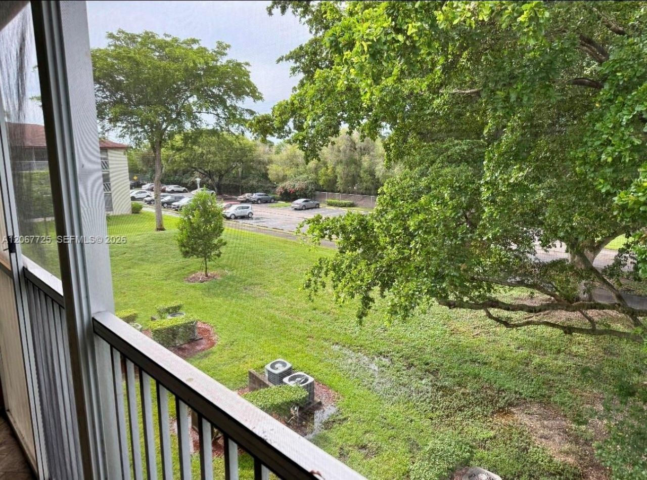 150 SW 134th Way , Unit 314R, Pembroke Pines, FL 33027 Photo
