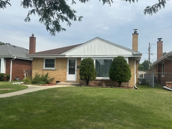 5452 Brummel Street , Skokie, IL 60077