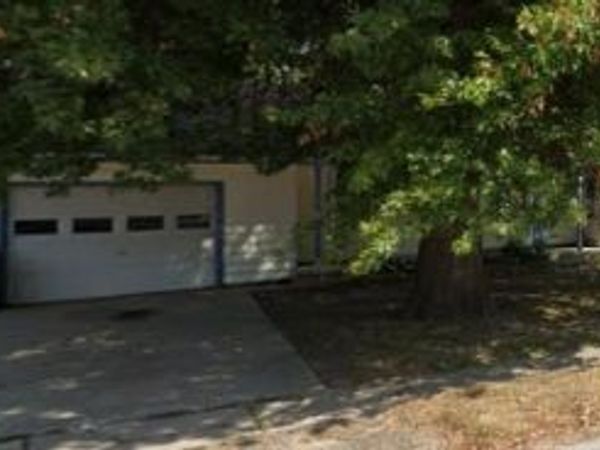 414 E 10th Street, Eudora, KS 66025