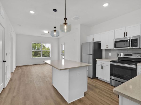 1540 Lebanon Pike, Unit 207, Nashville, TN 37210