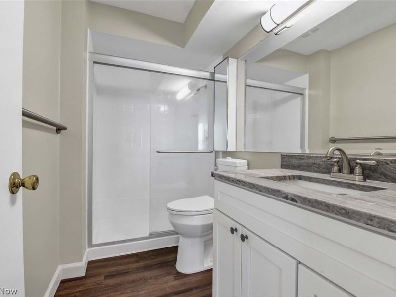 12900 Lake Avenue, Unit 1125, Lakewood, OH 44107 Photo 28