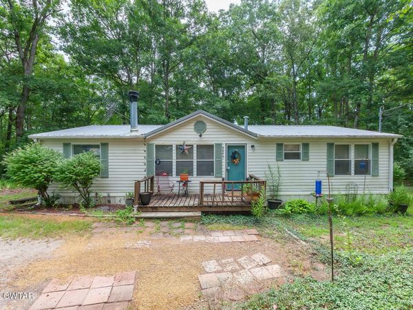 2870 Walnut Grove Road , Bolivar, TN 38008