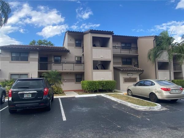 9957 NOB HILL Place, Unit 9957, Sunrise, FL 33351