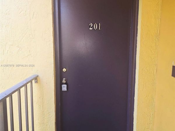580 NW 114th Ave , Unit 201, Sweetwater, FL 33172