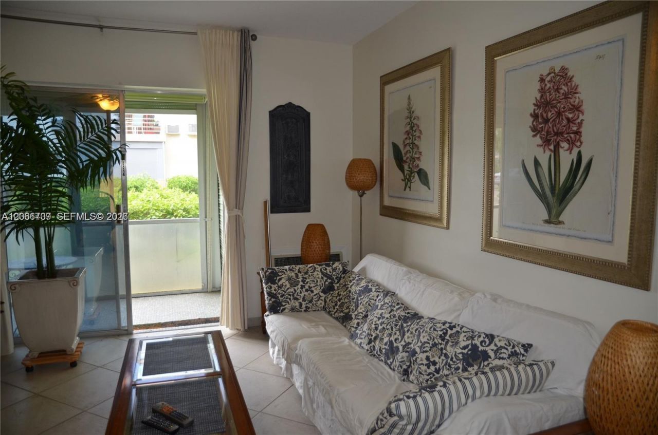 17050 NE 14th Ave , Unit 115, Miami, FL 33162 Photo