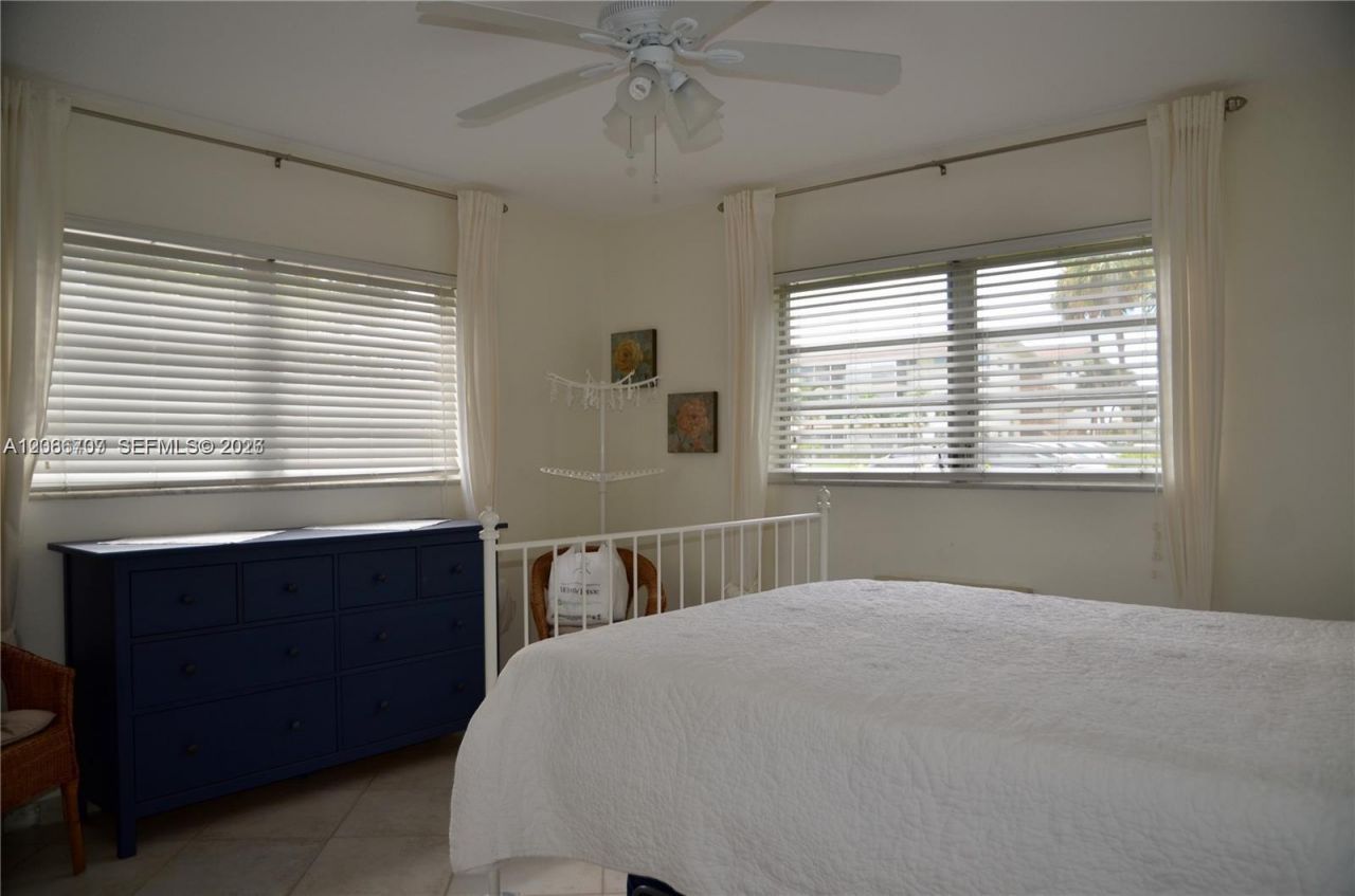 17050 NE 14th Ave , Unit 115, Miami, FL 33162 Photo