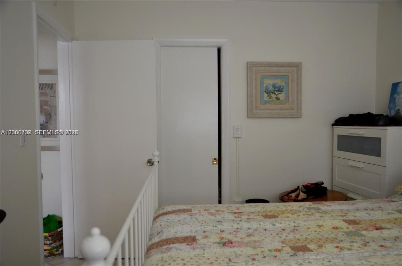17050 NE 14th Ave , Unit 115, Miami, FL 33162 Photo